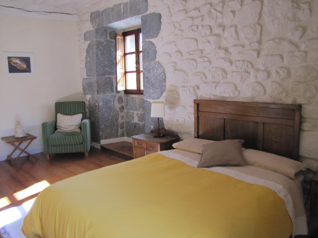 Casona Valle de Soba Regules Exterior foto