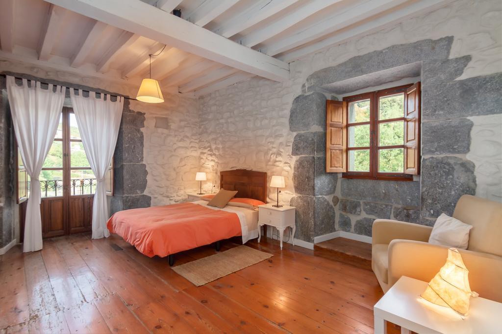 Casona Valle de Soba Regules Exterior foto
