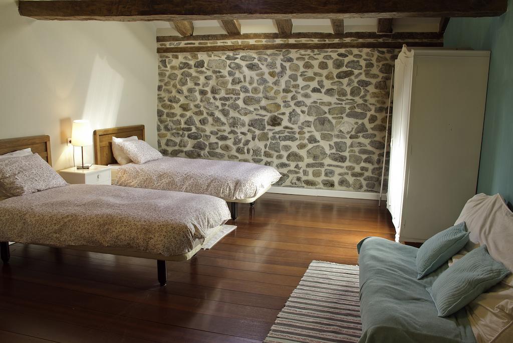 Casona Valle de Soba Regules Exterior foto